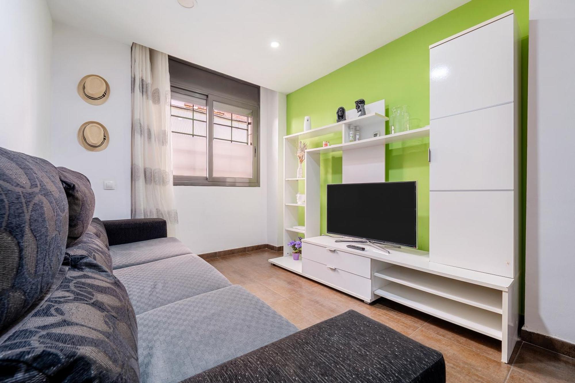Vendrell Centre Apartment
